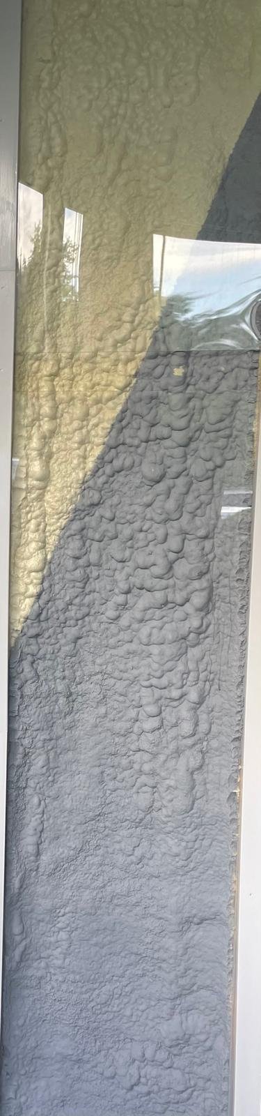 Open-cell vs closed-cell foam texture